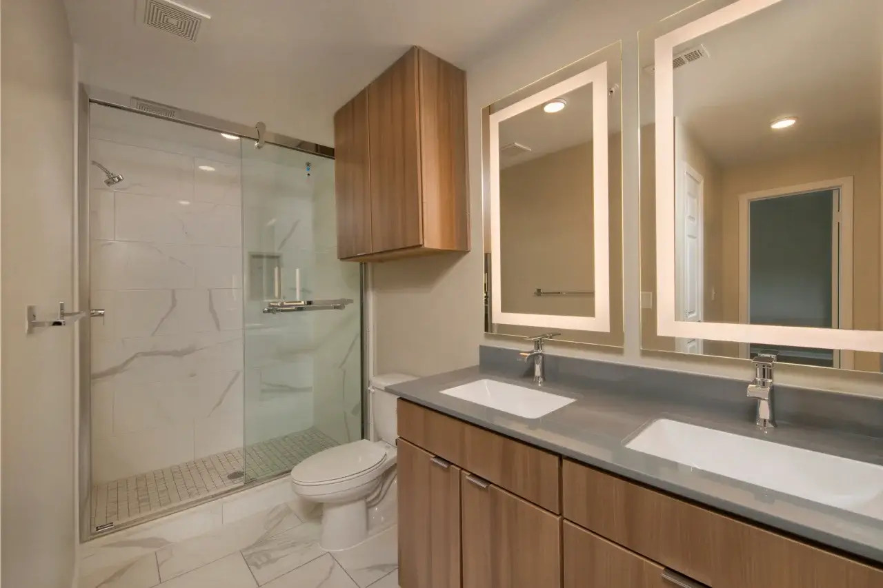 diamond-bathroom